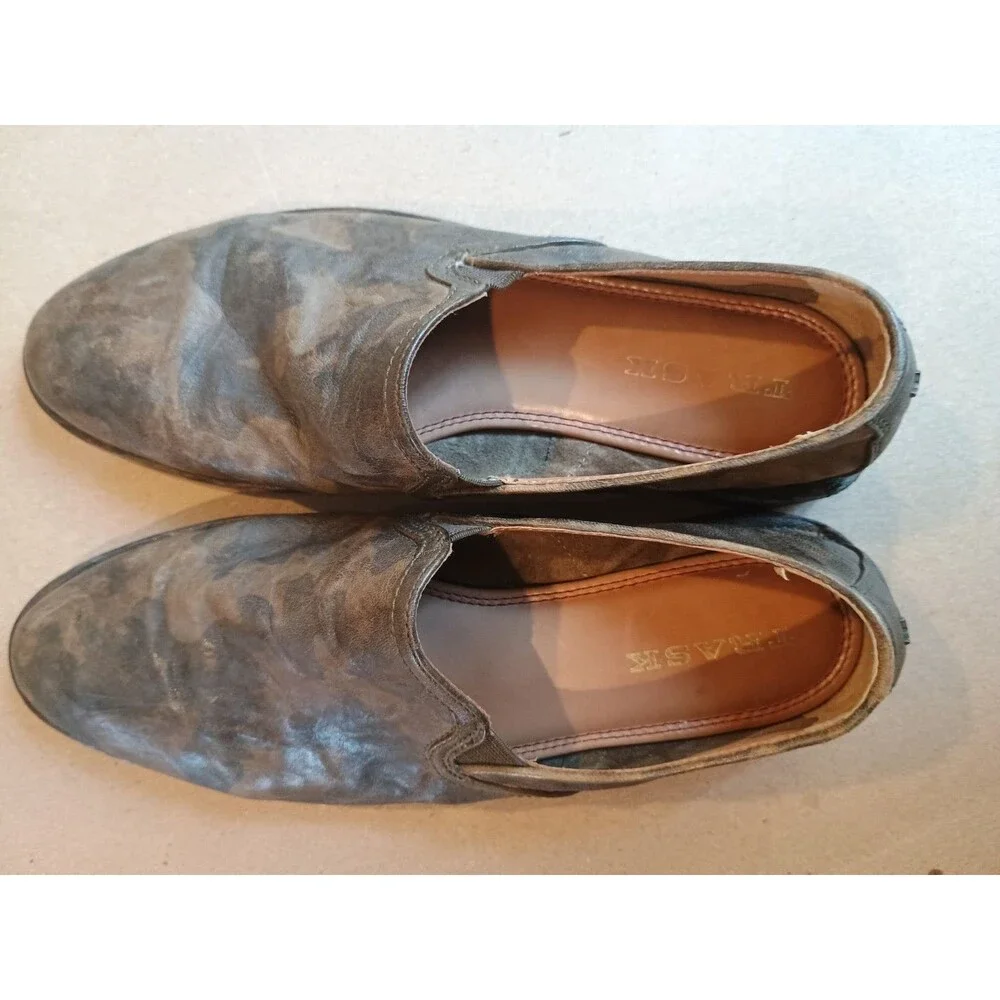 TRASK Ali Leather Loafers Tonal Green Camo Print Slip On Shoes Sz 9 Western